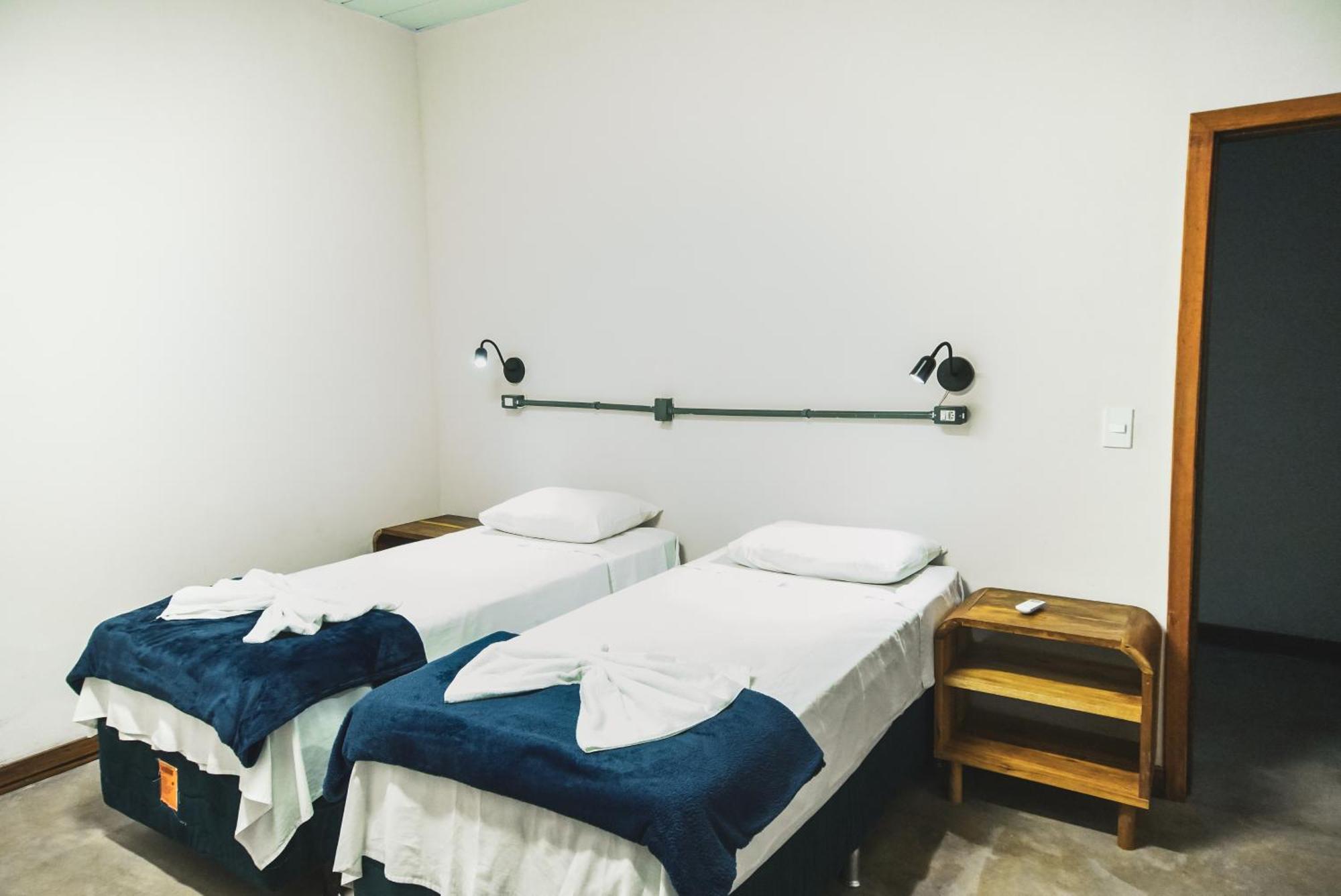 Local Hostel Novo Airao Ngoại thất bức ảnh